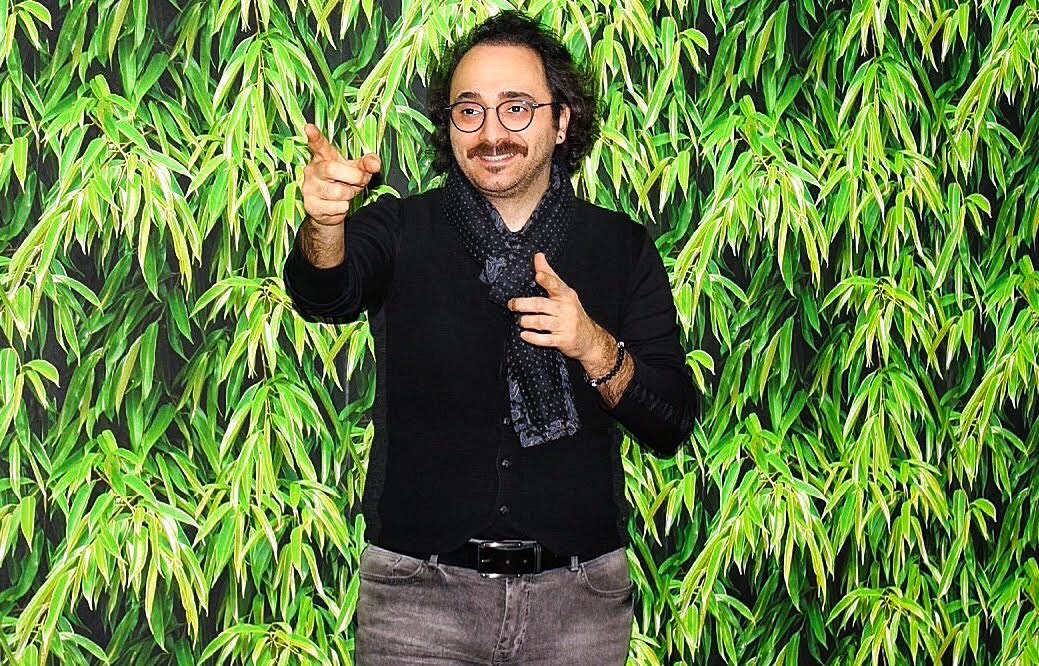 Yazar & Sanat Terapisti & Bilinçaltı Uzmanı Mehmet Çağan